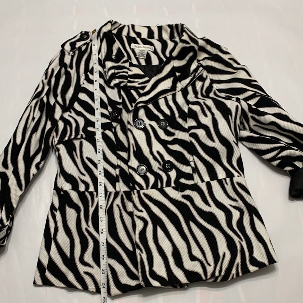 Susan Bristol blazer. Size medium - Picture 3 of 8